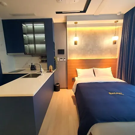 Elliy'S Room