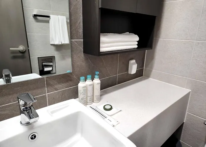 Raviens-elliy's Hotel *